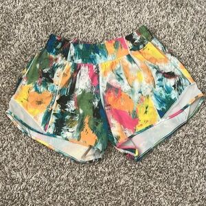 lululemon hotty hot shorts